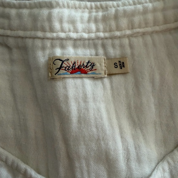 Faherty Dream Organic Cotton Gauze Desmond Top - Picture 10 of 12